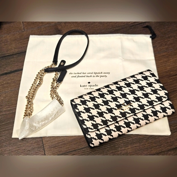 kate spade Handbags - NWOT Kate Spade ♠️ Black & White Houndstooth Clutch/Crossbody Bag